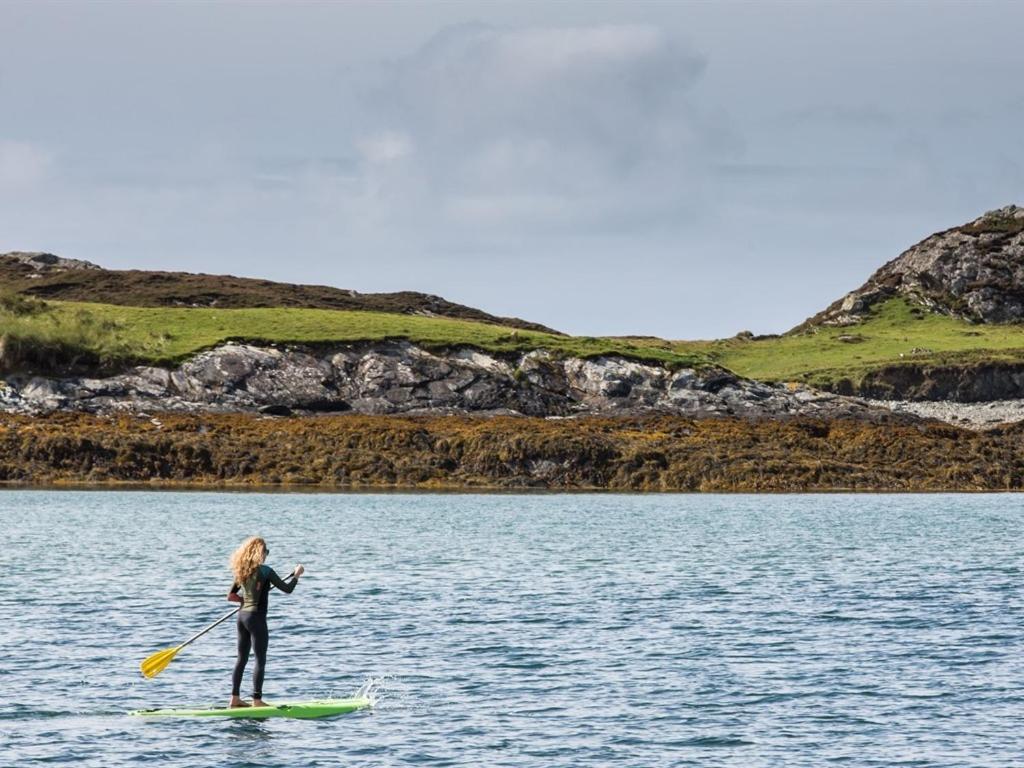 The Beach, Days Bar And B&B Inishbofin Bagian luar foto