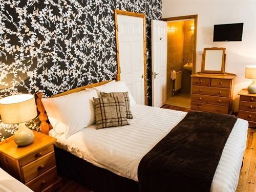 The Beach, Days Bar And B&B Inishbofin Bagian luar foto